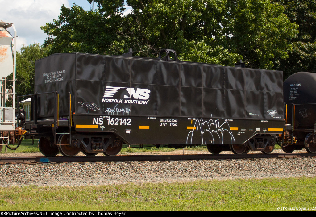 NS 162142